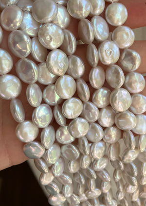 Single Coin Pearl Necklace