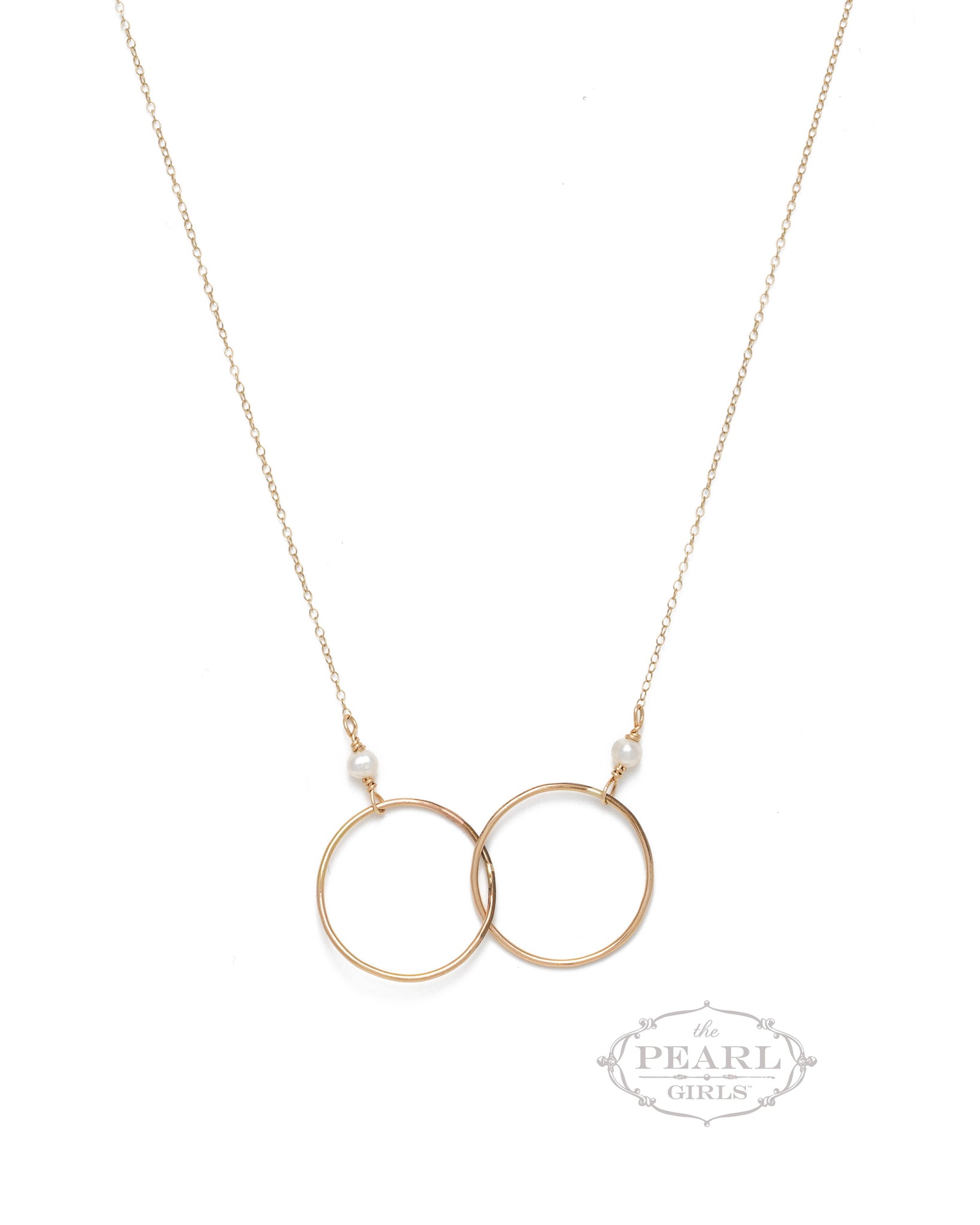 we two rings - the Pearl Girls - two hoop necklace in gold